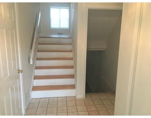 Primary Photo - 109 Ridgefield Cir
