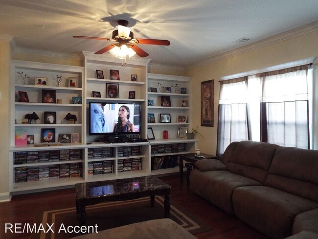 Foto del edificio - 5 br, 4 bath House - 195 Wilkins Road