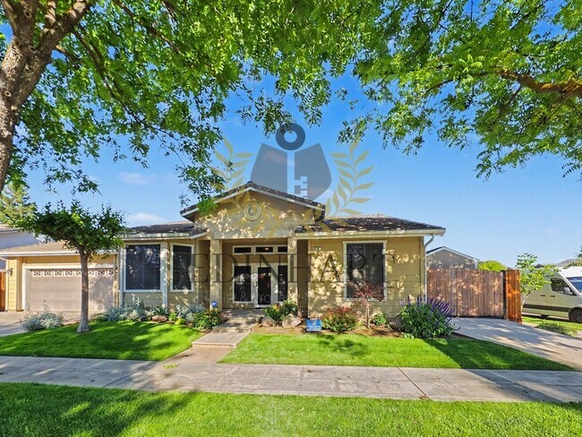 Foto del edificio - 818 S Apple Ave