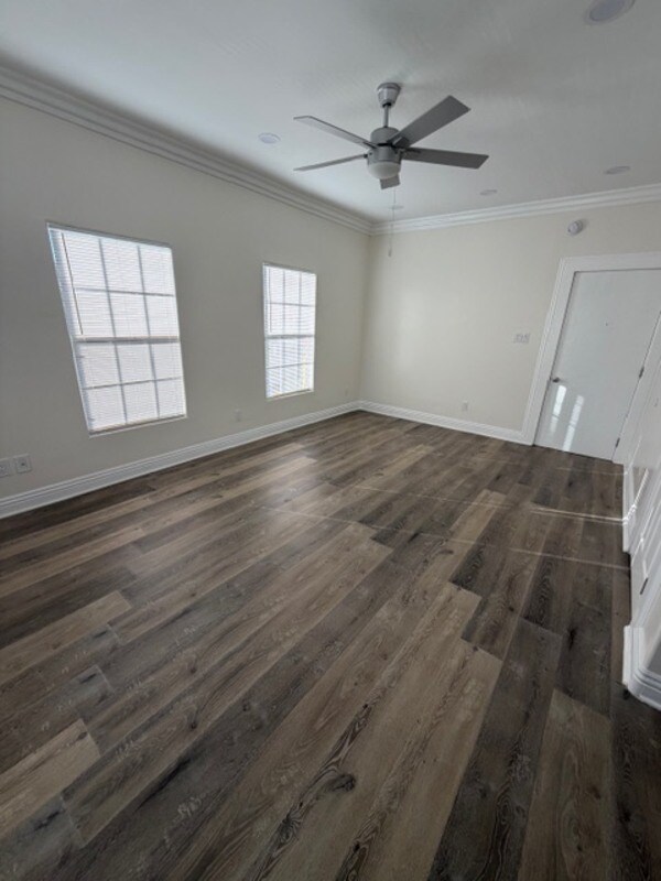 Building Photo - 334 Heliotrope Dr