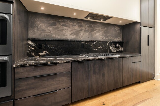 Foto del edificio - 4167 Meade Village Cv