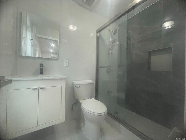 Foto del edificio - 47-33 38th St