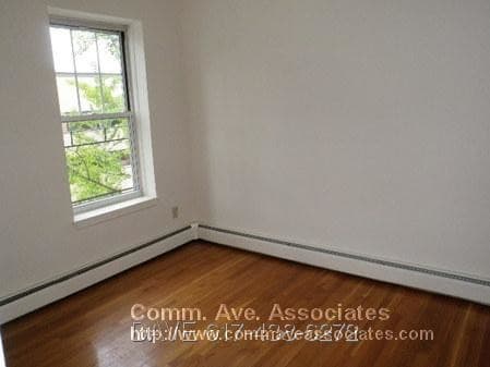Building Photo - 168 N Beacon St