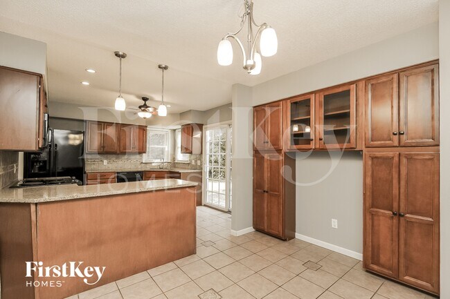 Building Photo - 9436 Craig Dr