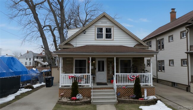 Building Photo - 8726 Point Ave