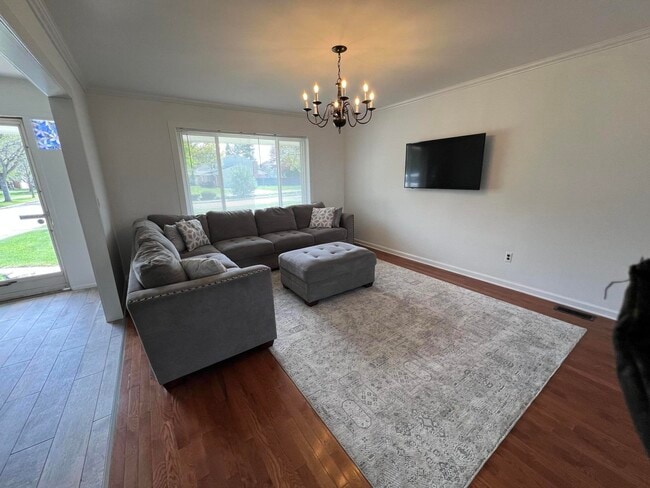 Building Photo - 4033 Ramblewood Dr
