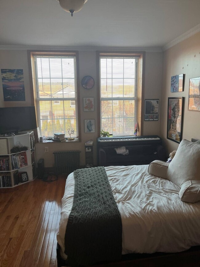 Building Photo - 48-08 30th Ave.