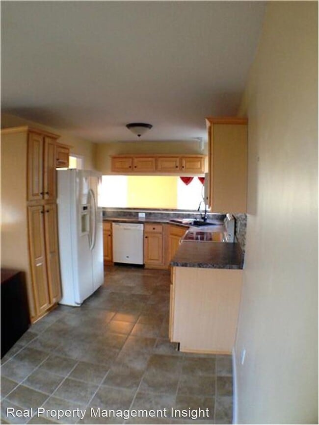 Building Photo - 4 br, 3 bath House - 222 Mountain Breeze  ...