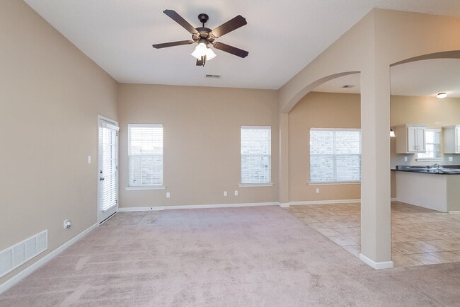 Building Photo - 7879 Ridgedale Dr