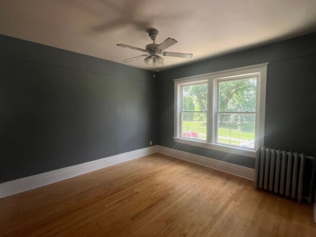 Foto del edificio - COMING SOON! Welcome Home to this 3 Bedroo...