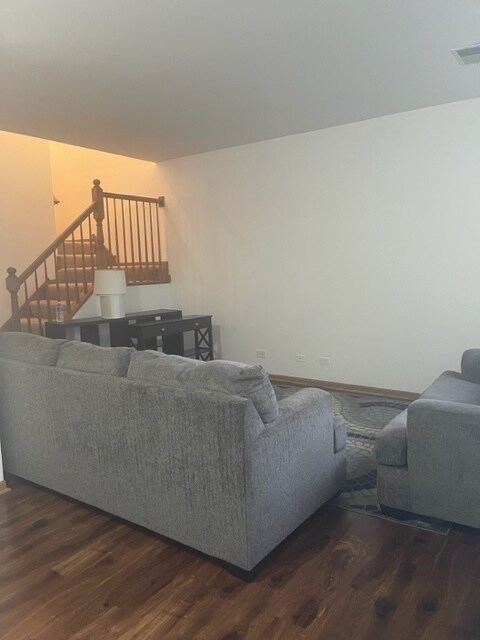 Building Photo - 962 Sheridan Cir