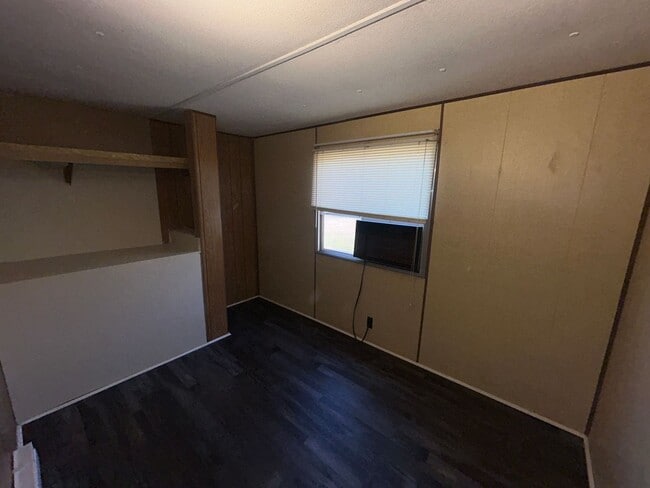 Building Photo - For Rent In Arab