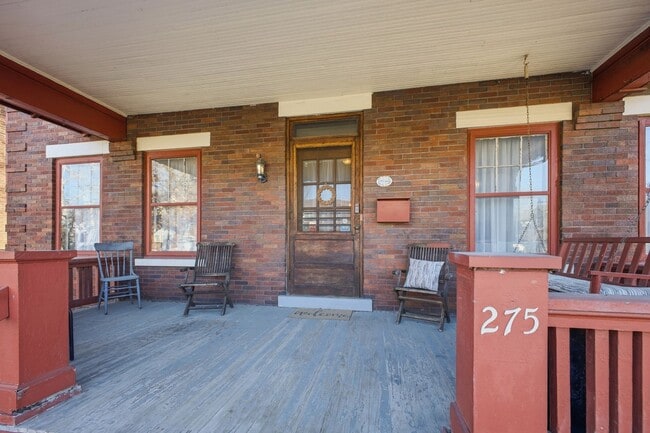Building Photo - 275 E Lane Ave