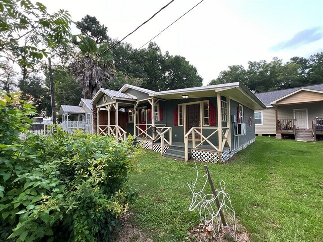 Foto del edificio - 20551 Canterbury Ln