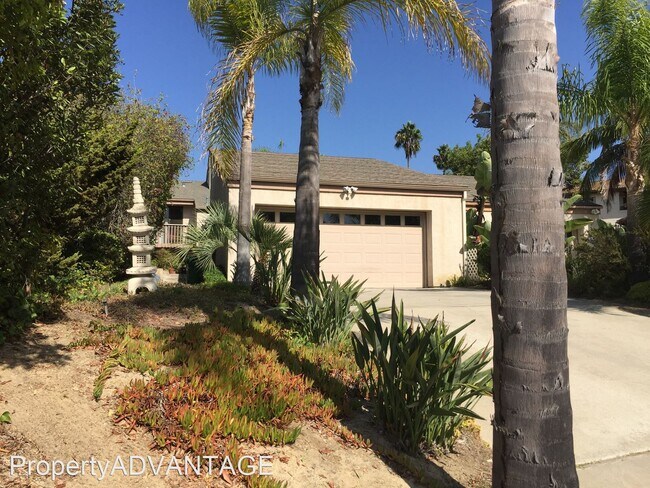 Foto del edificio - 3 br, 3 bath House - 2462 Torrejon Place