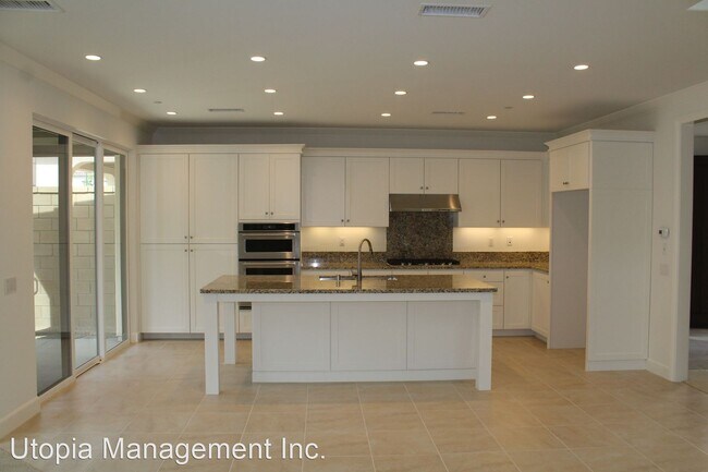 Building Photo - 4 br, 3 bath House - 119 Alumroot
