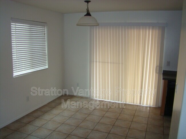 Building Photo - 5500 S Dove Valley