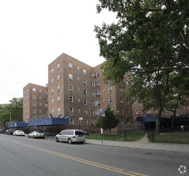 Red Hook East Houses Rentals Brooklyn, NY