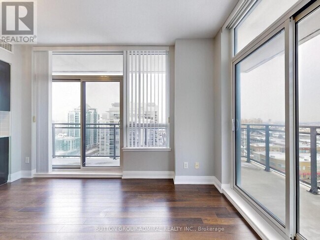 Photo du bâtiment - 85 N Park Rd