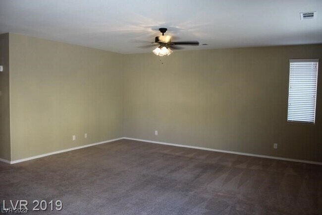 Foto del edificio - 10606 Sand Mountain Ave