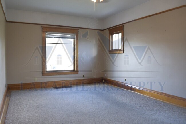 Foto del edificio - 4 Bedroom 2 Bathroom House