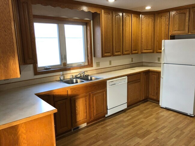 Lots of cabinets - 321 Sixth St