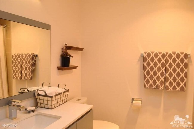 Foto del edificio - 2 br, 2 bath House - 73700 Grapevine St Apt 1