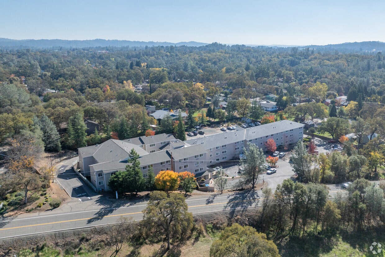 Contexto - Eskaton Lincoln Manor