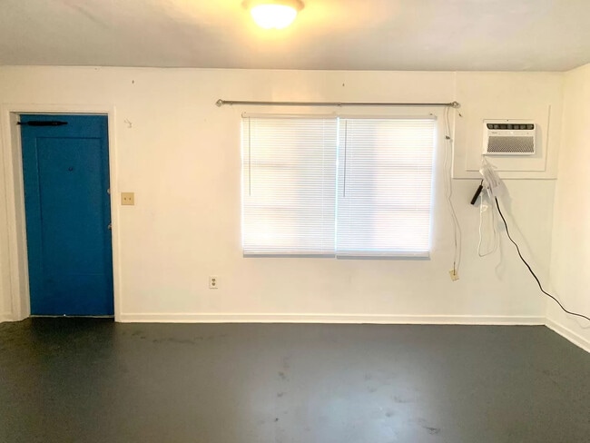 Foto del edificio - 824 E Lime St