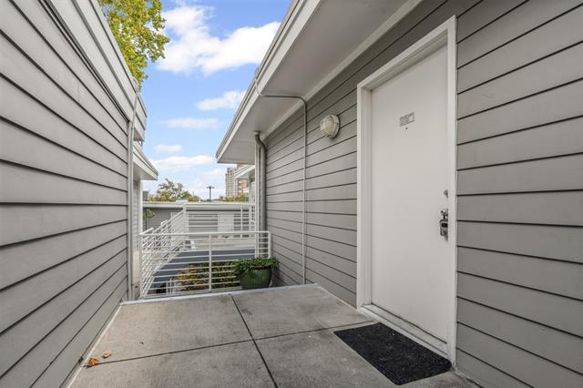 Foto del edificio - 3711 Holland Ave