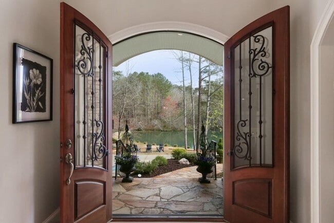 Building Photo - 11180 W Rd