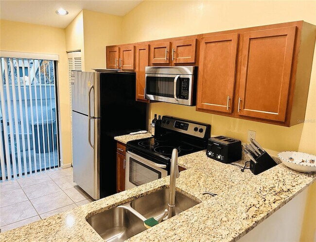 Building Photo - 5256 Myrtle Wood