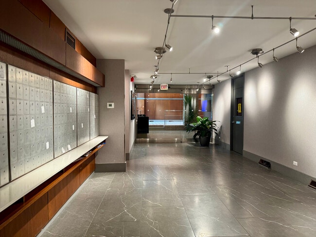 Building Photo - 5100 N Marine Dr