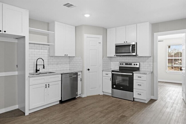 Foto del edificio - 6121 Ridgemont St