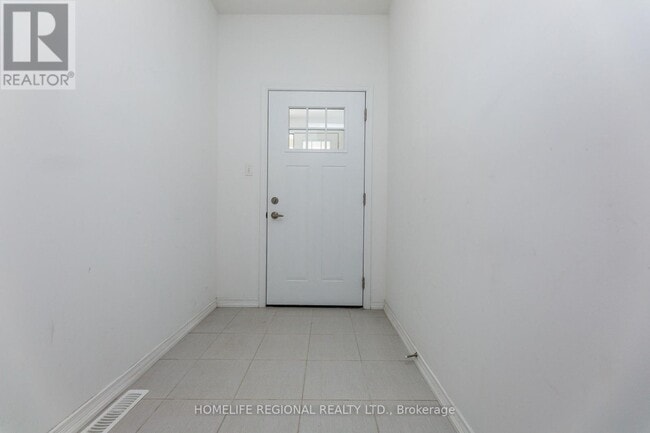 Building Photo - 80 Prince George Cres