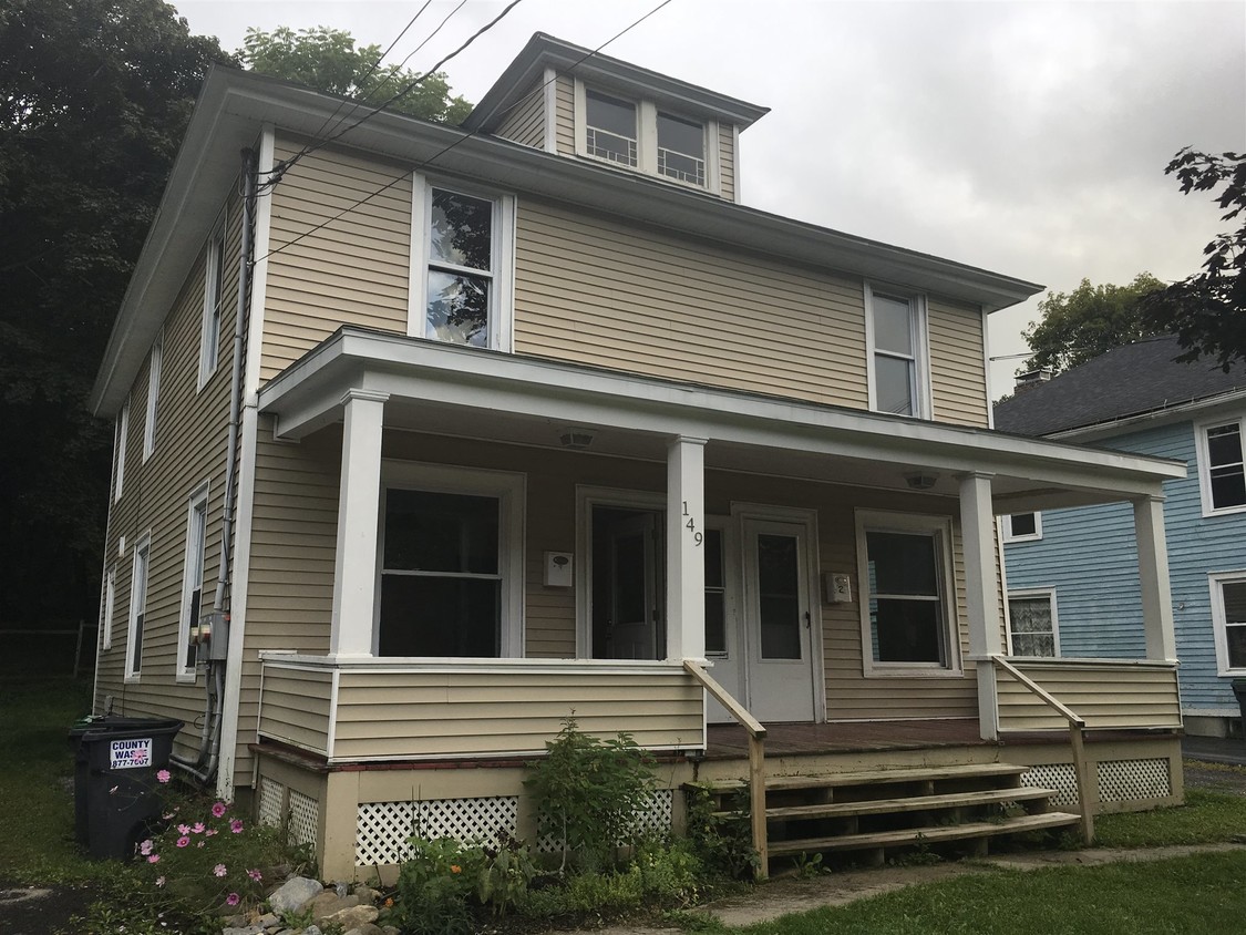 Primary Photo - 149 Elm St