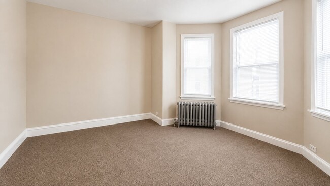 Foto del edificio - 1456 N 56th St