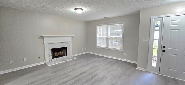 Foto del edificio - 610 James Ridge Dr