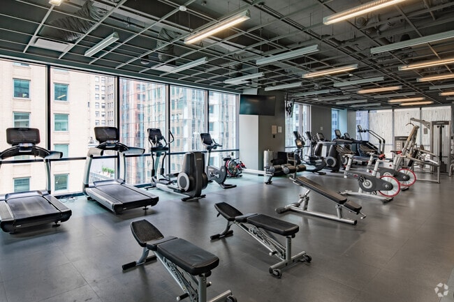 Gimnasio - 73 East Lake