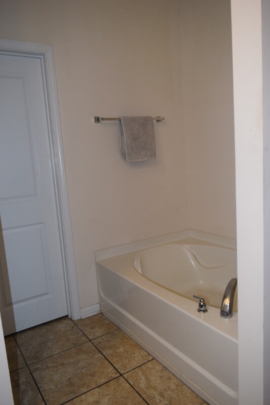 Foto del edificio - 10 Wyndham Dr