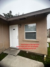 Building Photo - 423 N Gem St