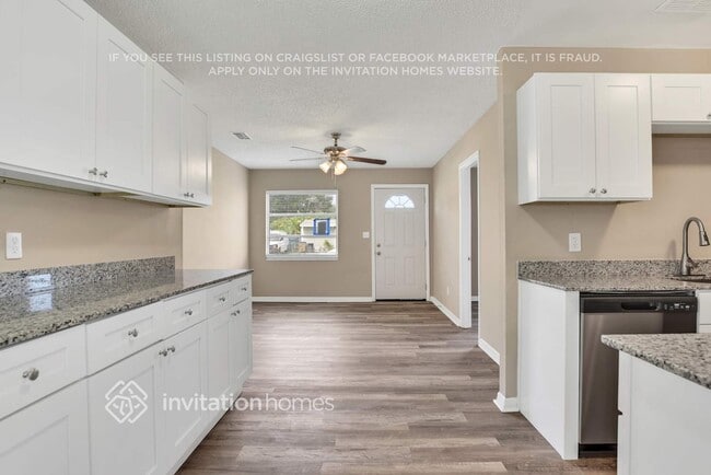 Foto del edificio - 2623 N Beaumont Ave
