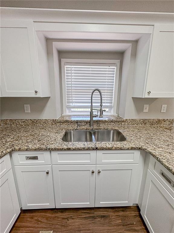 Foto del edificio - 372 Inwood Trail