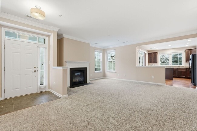 Building Photo - Welcome to your new home at The Villas at Eastgate!