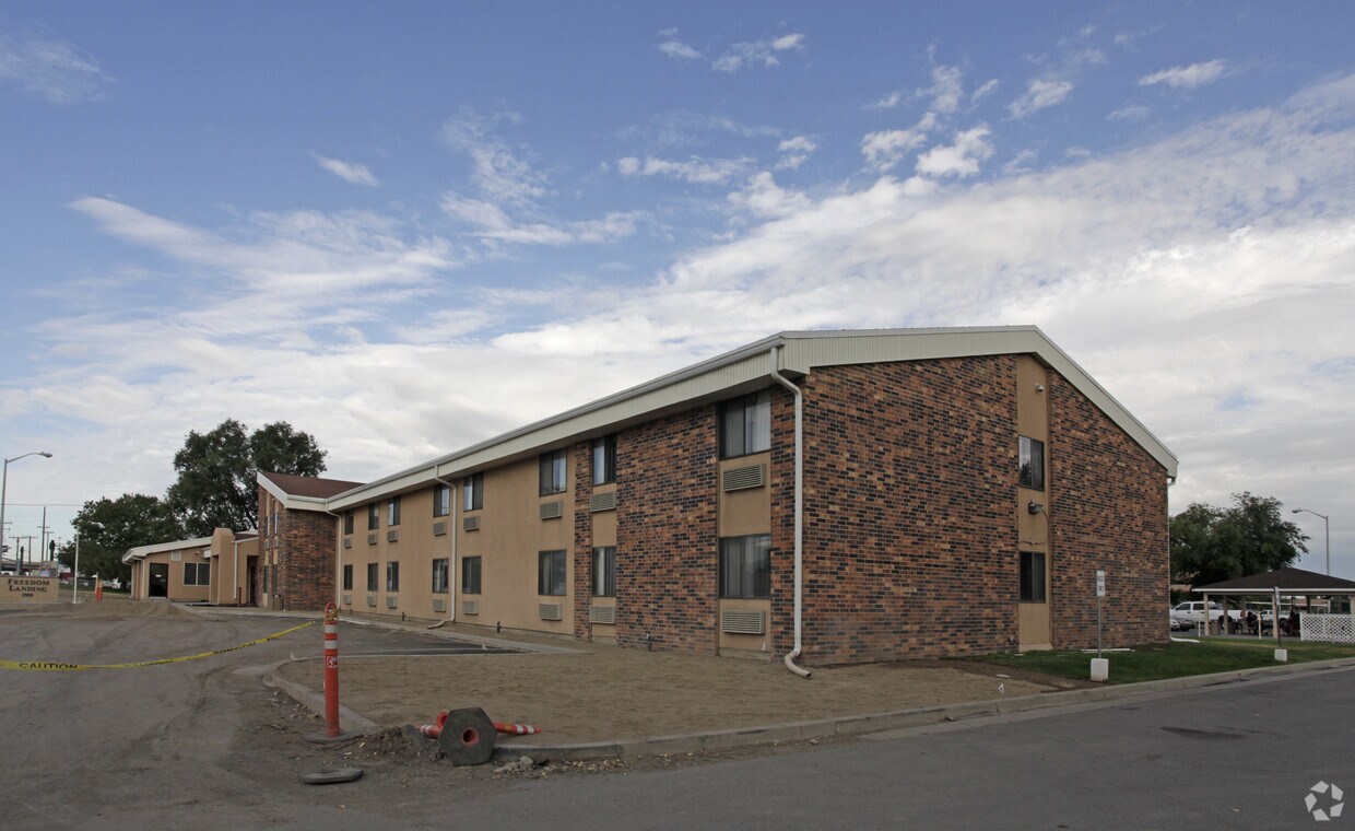 Foto principal - Freedom Landing Apartments