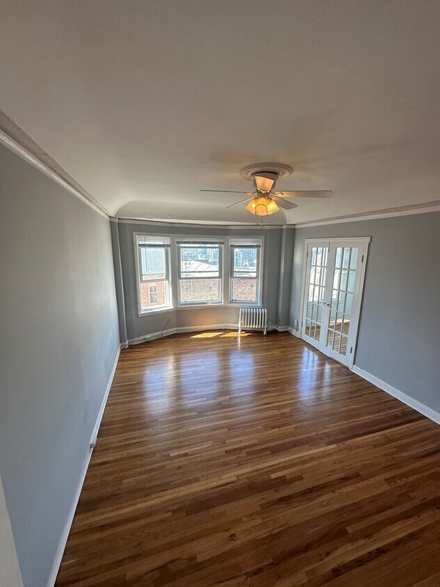 Primary Photo - 1167 Bush Street (1314R)