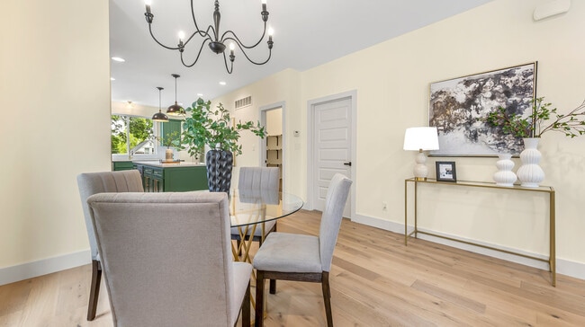 Dinning Area - 4121 Wyoming St