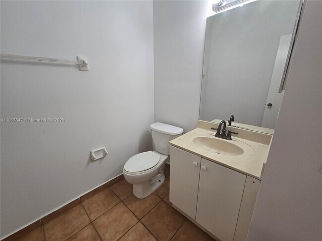 Foto del edificio - 1627 SE 30th St
