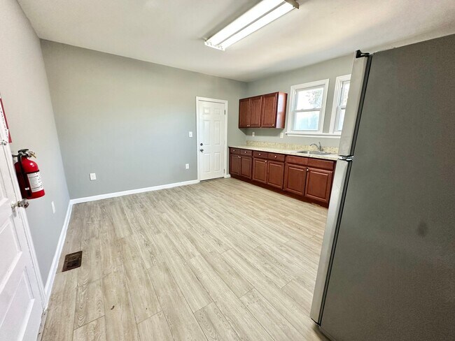 Foto del edificio - 137 N 3rd St