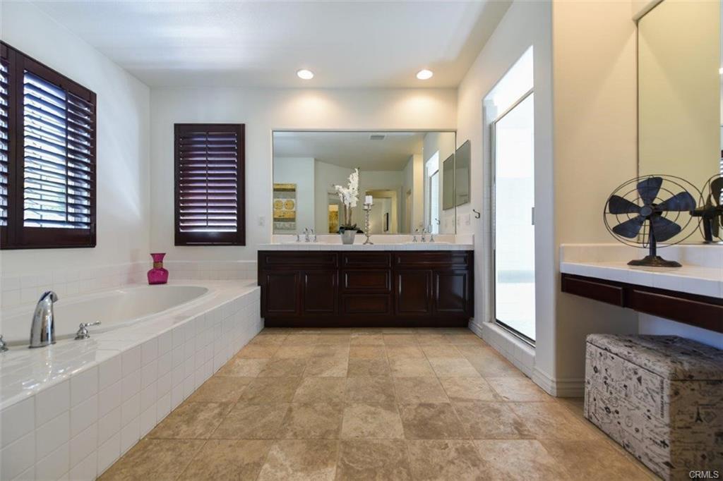 Foto principal - 214 Bancroft